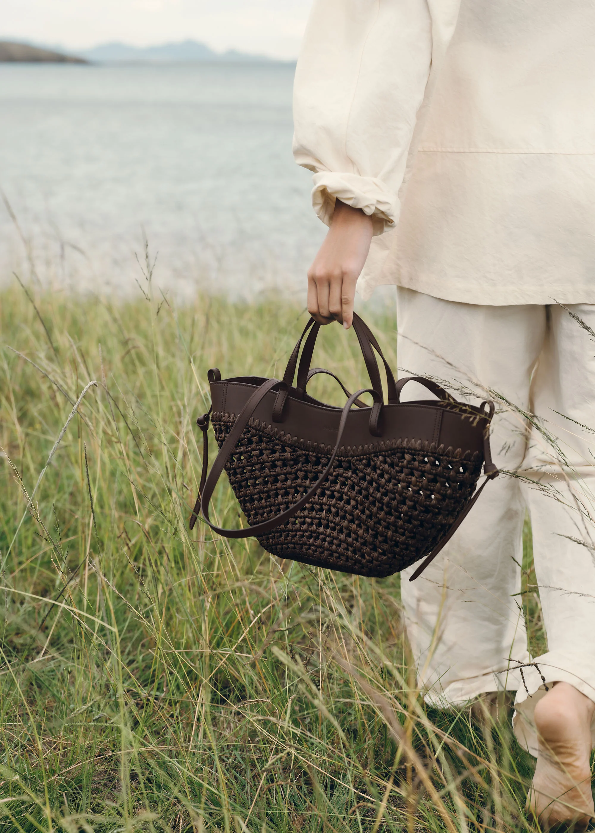 Cyme Mini - Raffia Ebony - Image 5