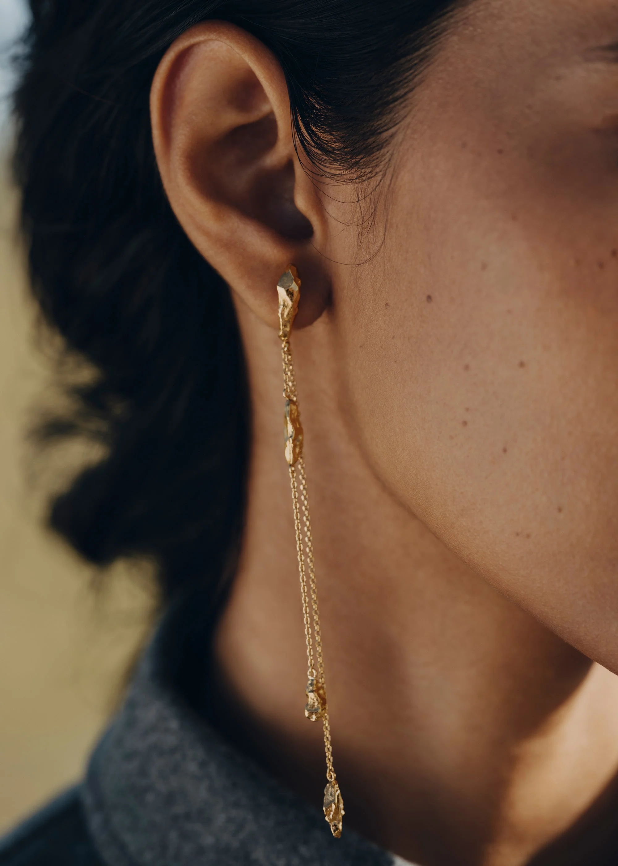 Eroz Chain Earrings - 24 carat gold-gilded edition - Image 2